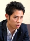 Актер Ацуси Ито сыгравший роль в сериале Парень из электрички (мини-сериал).