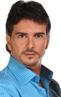 Актер Карлос Умберто Камачо сыгравший роль в сериале Решения  (сериал 2005-2006).