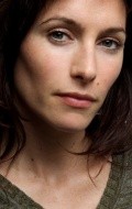 Актер Клаудия Карван сыгравший роль в сериале Оживший (сериал 2010 - 2011).