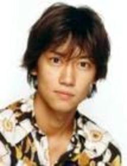 Актер Дайдзиро Каваока сыгравший роль в сериале Teru teru kazoku  (сериал 2003-2004).