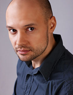 Актер Денис Яковлев сыгравший роль в сериале Брак по завещанию 2. Возвращение Сандры (сериал).