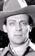 Актер Дэннис Мур сыгравший роль в сериале Tombstone Territory.