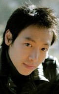 Актер Дон-ук Ким сыгравший роль в сериале Первое кафе «Принц» (сериал).