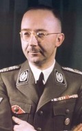 Актер Генрих Гиммлер сыгравший роль в сериале Gladiators of World War II.