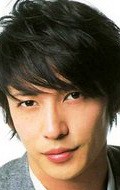 Актер Хироси Тамаки сыгравший роль в сериале Виновна: Заключившая сделку с дьяволом (сериал).