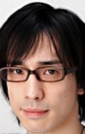 Актер Хироки Ясумото сыгравший роль в сериале Сверкающие слезы и ветер.