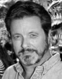 Актер Иан Огилви сыгравший роль в сериале Campion  (сериал 1989-1990).