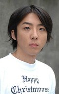 Актер Иссей Такахаши сыгравший роль в сериале MM9.