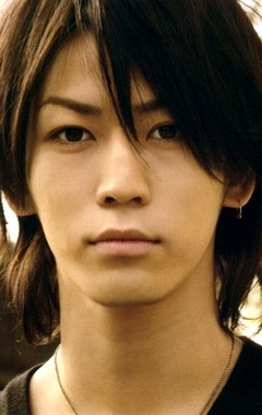 Актер Кадзуя Каменаси сыгравший роль в сериале Семь обличий Ямато Надэсико (сериал).