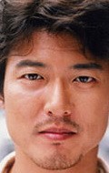Актер Косукэ Тоёхара сыгравший роль в сериале Невинная любовь.