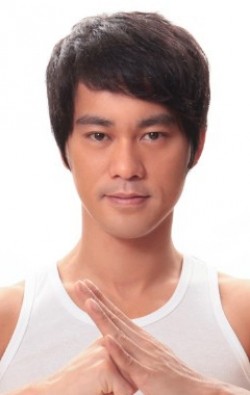 Актер Квок-Куен Чан сыгравший роль в сериале Легенда о Брюсе Ли (сериал).