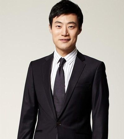 Актер Ли Хи Чжун сыгравший роль в сериале Убийственный роман (сериал).