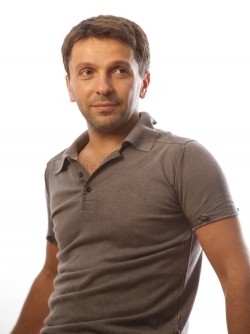 Актер Леонид Барац сыгравший роль в сериале Деньги.