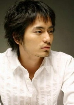 Актер Ли Джин-ук сыгравший роль в сериале Аэропорт.
