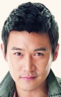 Актер Лу И сыгравший роль в сериале Три королевства.