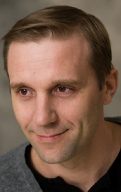 Актер Максим Битюков сыгравший роль в сериале По лезвию бритвы (мини-сериал).