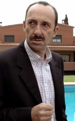 Актер Мануэль Манкинья сыгравший роль в сериале Manolito Gafotas.