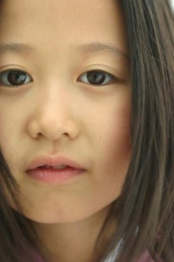 Актер Min-ju Song сыгравший роль в сериале Пойдем в школу, Сан-Ду! (сериал).
