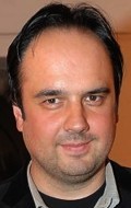 Актер Небойша Илич сыгравший роль в сериале Bela ladja 3  (сериал 2009 - ...).
