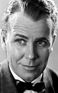 Актер Режис Туми сыгравший роль в сериале Four Star Playhouse  (сериал 1952-1956).