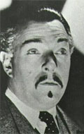 Актер Роланд Уинтерс сыгравший роль в сериале The Kaiser Aluminum Hour  (сериал 1956-1957).