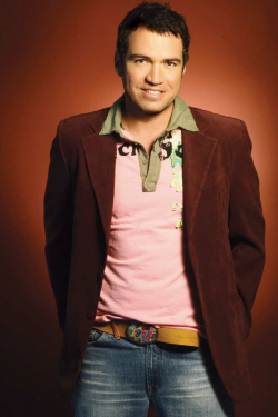 Актер Сальвадор Дель Солар сыгравший роль в сериале Любовные сети.