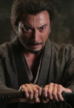 Актер Шиносуке Ичикава сыгравший роль в сериале Musashi  (мини-сериал).