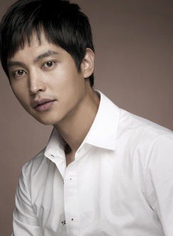 Актер Сон Чжон Хо сыгравший роль в сериале Возлюбленный принцессы (сериал).