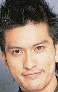 Актер Томоя Нагасе сыгравший роль в сериале Молодой отец.