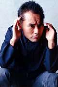 Актер Цурутаро Катаока сыгравший роль в сериале Yuyake nyan nyan  (сериал 1985-1987).
