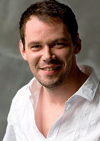 Актер Вячеслав Крикунов сыгравший роль в сериале Крапленый (сериал).