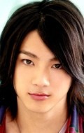 Актер Юки Ямада сыгравший роль в сериале Озорной поцелуй: Любовь в Токио (мини-сериал).