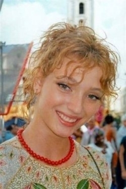 Актер Юлия Самойленко сыгравший роль в сериале Пока цветет папоротник.