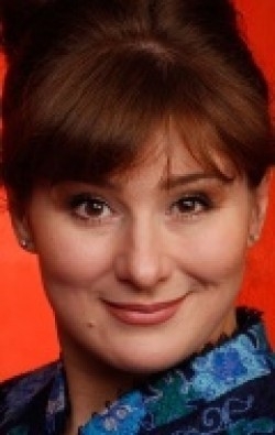 Актер Юлия Куварзина сыгравший роль в сериале Не родись красивой (сериал 2005 – 2006).