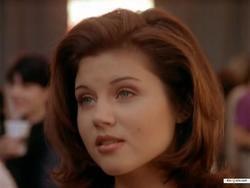 Смотреть фото Беверли-Хиллз 90210 (сериал 1990 - 2000).