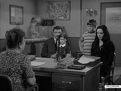 Смотреть фото Семейка Аддамс (сериал 1964 - 1966).
